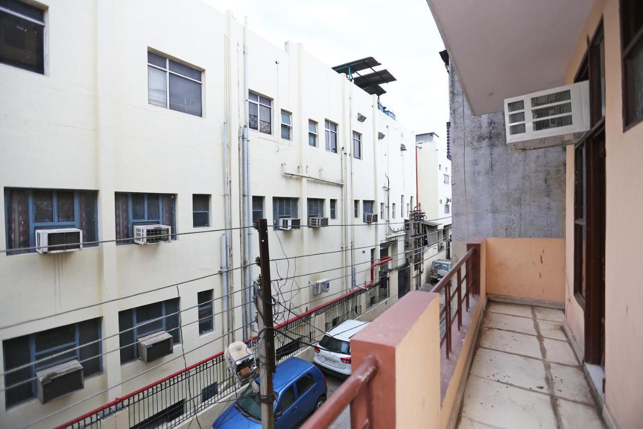 Oyo Flagship 14774 Sector 14 Gurgaon Hotel ภายนอก รูปภาพ