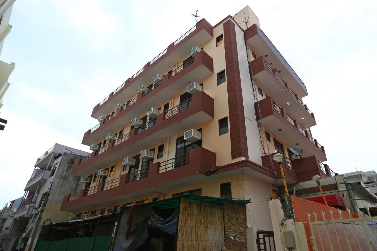 Oyo Flagship 14774 Sector 14 Gurgaon Hotel ภายนอก รูปภาพ